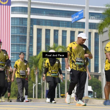 Runner Photo 6529485