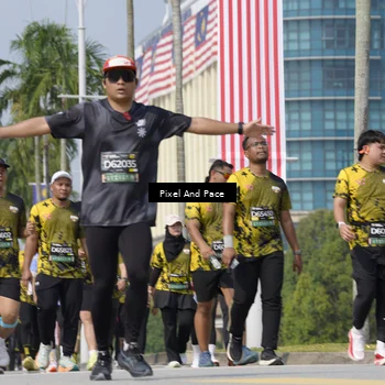 Runner Photo 6529547