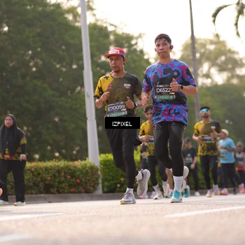Runner Photo 6529575