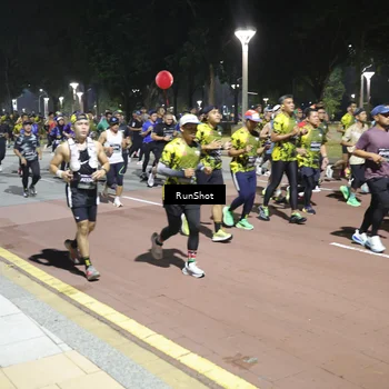 Runner Photo 6529579