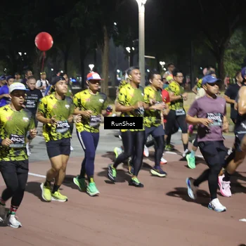 Runner Photo 6529586
