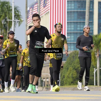 Runner Photo 6529597