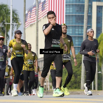 Runner Photo 6529599