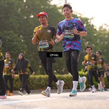 Runner Photo 6529635