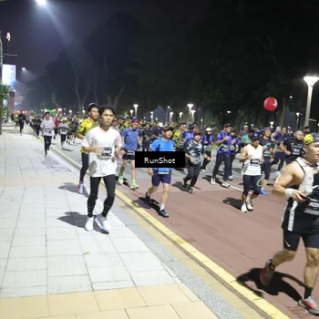 Runner Photo 6529642