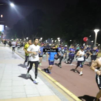 Runner Photo 6529658