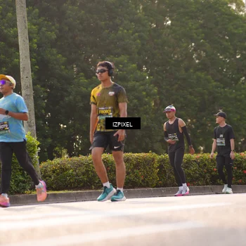 Runner Photo 6529674