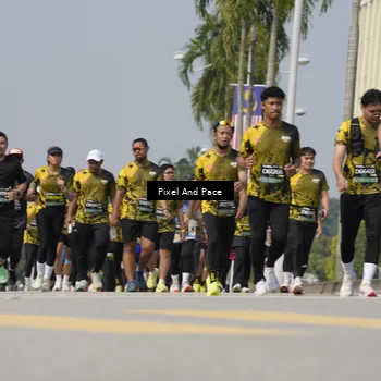 Runner Photo 6529686