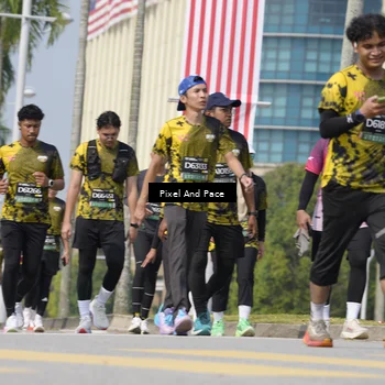 Runner Photo 6529693