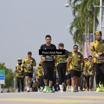 Runner Photo 6529697