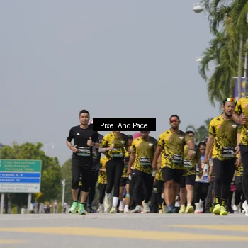 Runner Photo 6529715