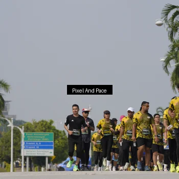 Runner Photo 6529733