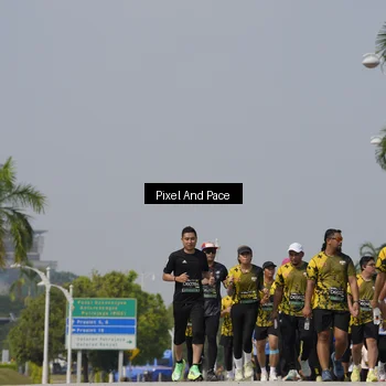 Runner Photo 6529746