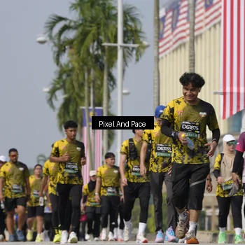 Runner Photo 6529750