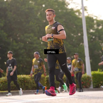 Runner Photo 6529752
