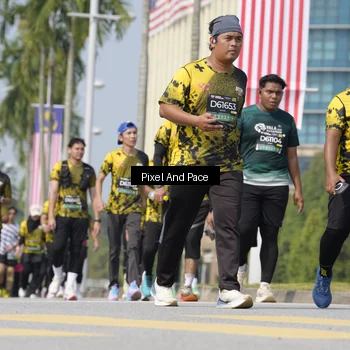 Runner Photo 6529774