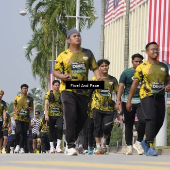 Runner Photo 6529786