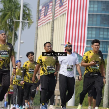Runner Photo 6529808