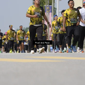 Runner Photo 6529819