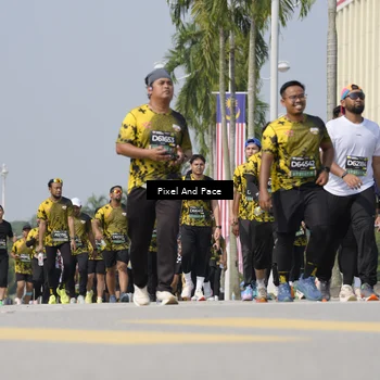 Runner Photo 6529828