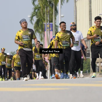 Runner Photo 6529839