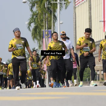 Runner Photo 6529859