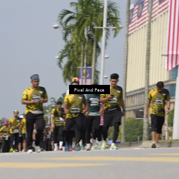 Runner Photo 6529874