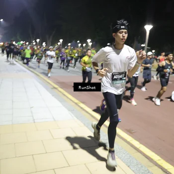 Runner Photo 6529900