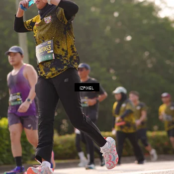 Runner Photo 6529918