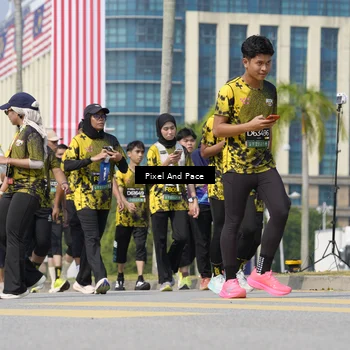 Runner Photo 6529929