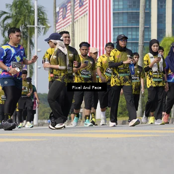 Runner Photo 6529945