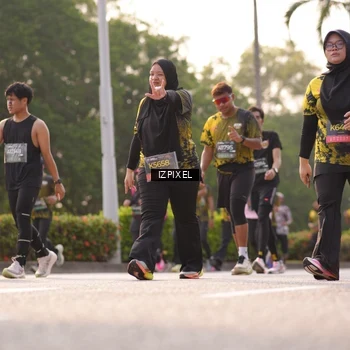 Runner Photo 6530013