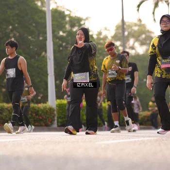 Runner Photo 6530025