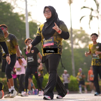 Runner Photo 6530055