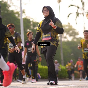 Runner Photo 6530057