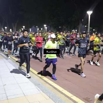 Runner Photo 6530090