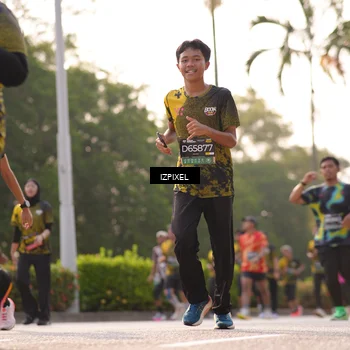 Runner Photo 6530091
