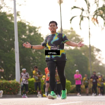 Runner Photo 6530110
