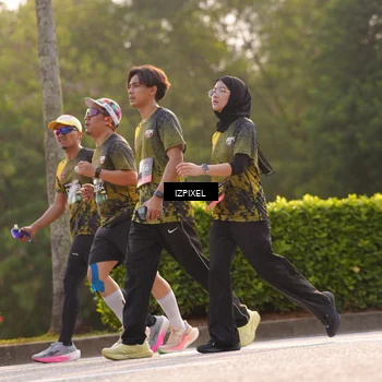 Runner Photo 6530171