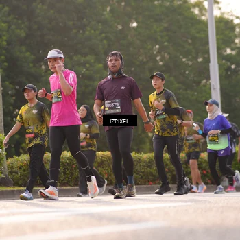 Runner Photo 6530216