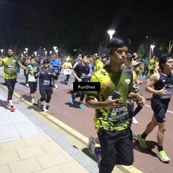 Runner Photo 6530250