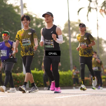 Runner Photo 6530252