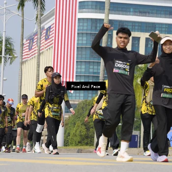 Runner Photo 6530323