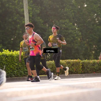 Runner Photo 6530324