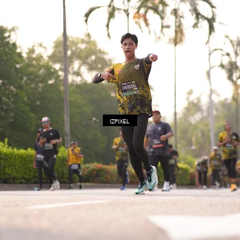 Runner Photo 6530332