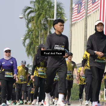 Runner Photo 6530342