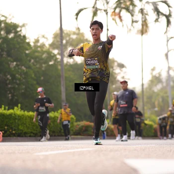 Runner Photo 6530344
