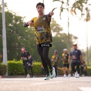 Runner Photo 6530390