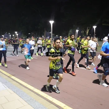 Runner Photo 6530392
