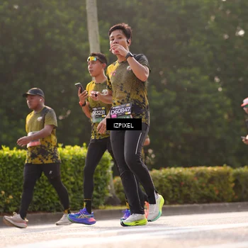 Runner Photo 6530421